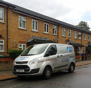 Clearing blocked drains at terraced house in Anstey Road, Peckham Rye SE15
